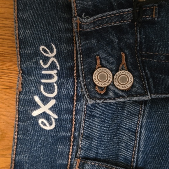 EXCUSE BRAND WOMEN'S JUNIOR SIZE BLUE DISTRESSED JEANS SIZE 3/26W - Picture 10 of 12